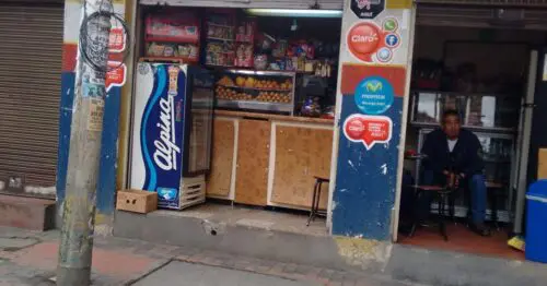 CAFETERIA CARRERA 8 CON 19 CAFETERIA CARRERA 8 CON 19